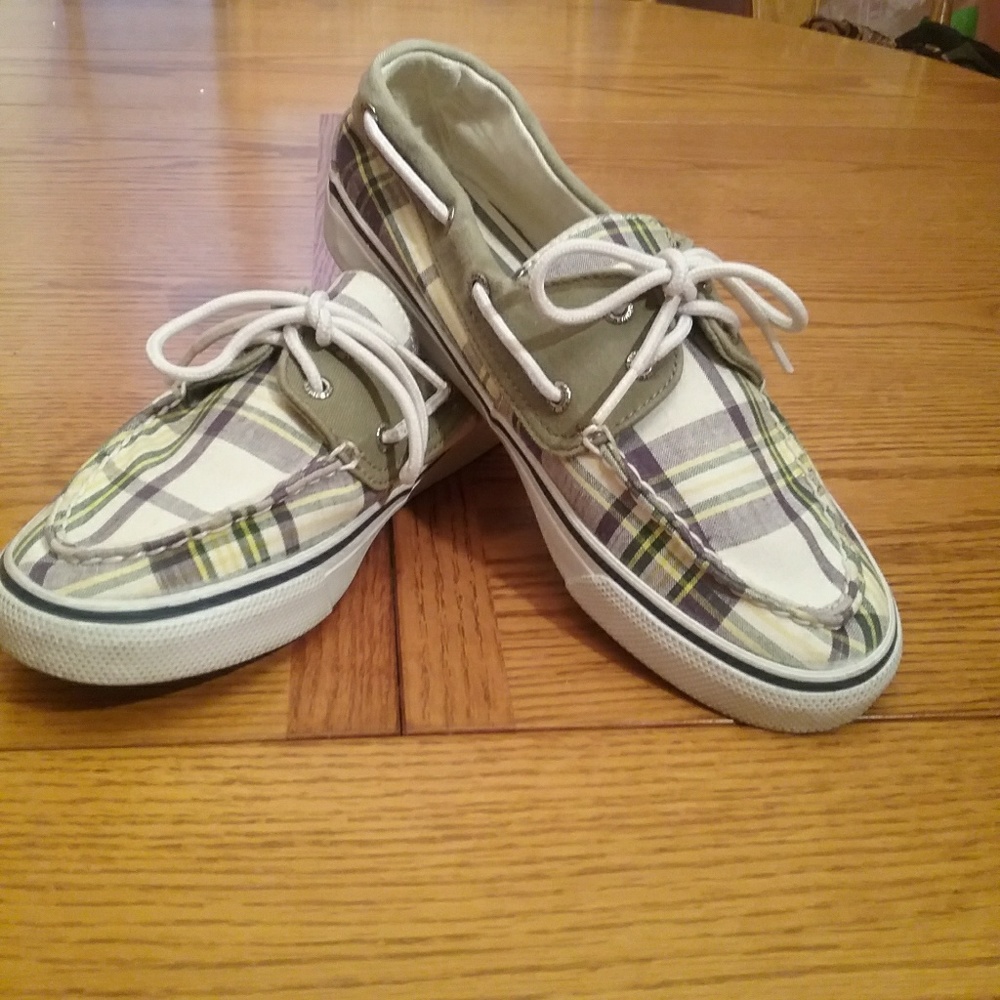 Sperry top sliders tie-up loafers.